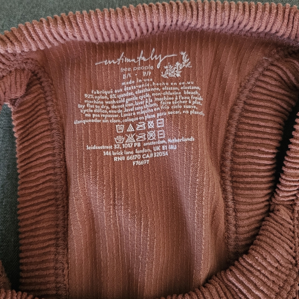 🤎 Free People Ribbed Seamless Tank 🤎 - Picture 4 of 7